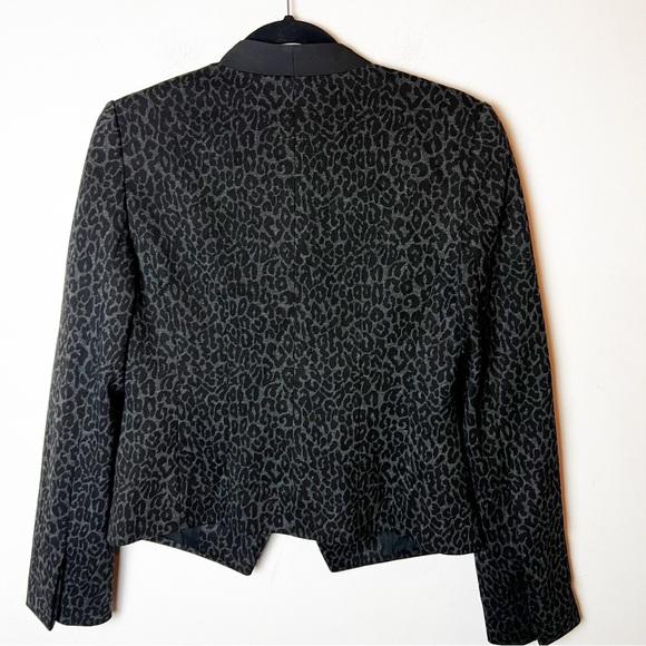 NWT SZ 4 Ann Taylor LOFT Gray & Black Cheetah Animal Print Blazer Top - Picture 4 of 7